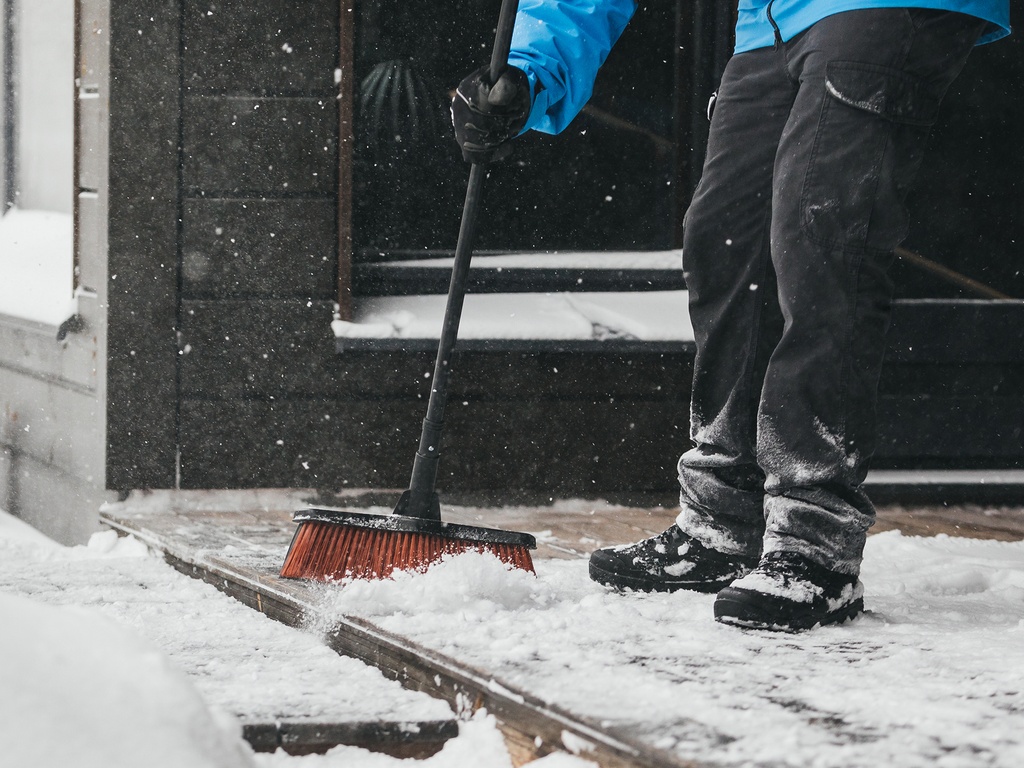 Fiskars Solid Bezem M