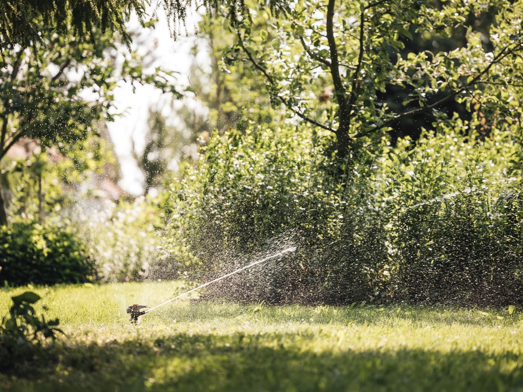 FISKARS Sectorsproeier metaal met wielen