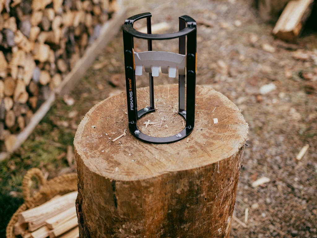 Houtklover FISKARS X-Serie S, tot ca. 80 mm