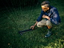 FISKARS X-Series Zwenksproeier S-M, max. 300 m2 