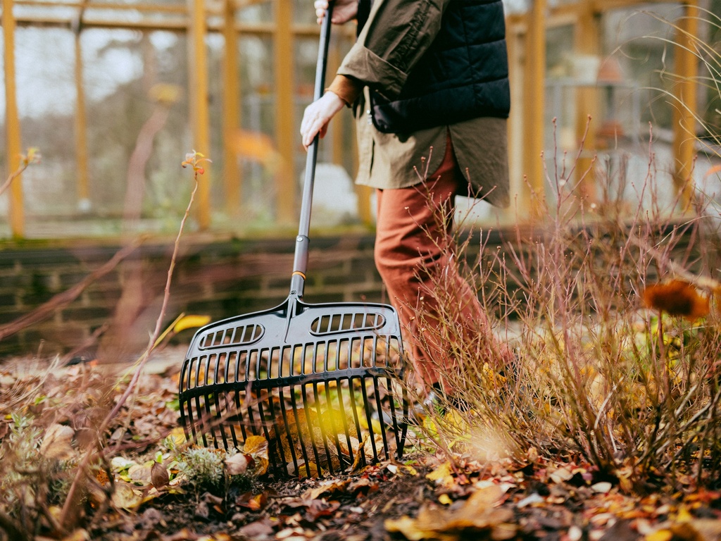 FISKARS OneClick Schephark - Allesruimer kunststof 19 tands