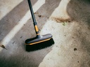 FISKARS OneClick Bezem kunststof 24 cm met zachte en harde vezels