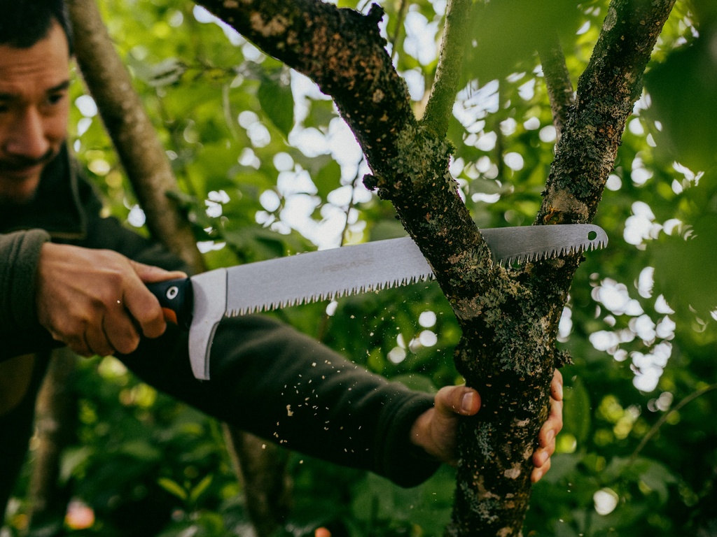 FISKARS OneClick Snoeizaag met recht blad 20 cm