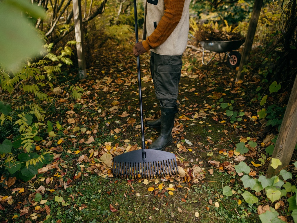 Bladhark FISKARS Solid L, 52 cm breed, met aluminium steel