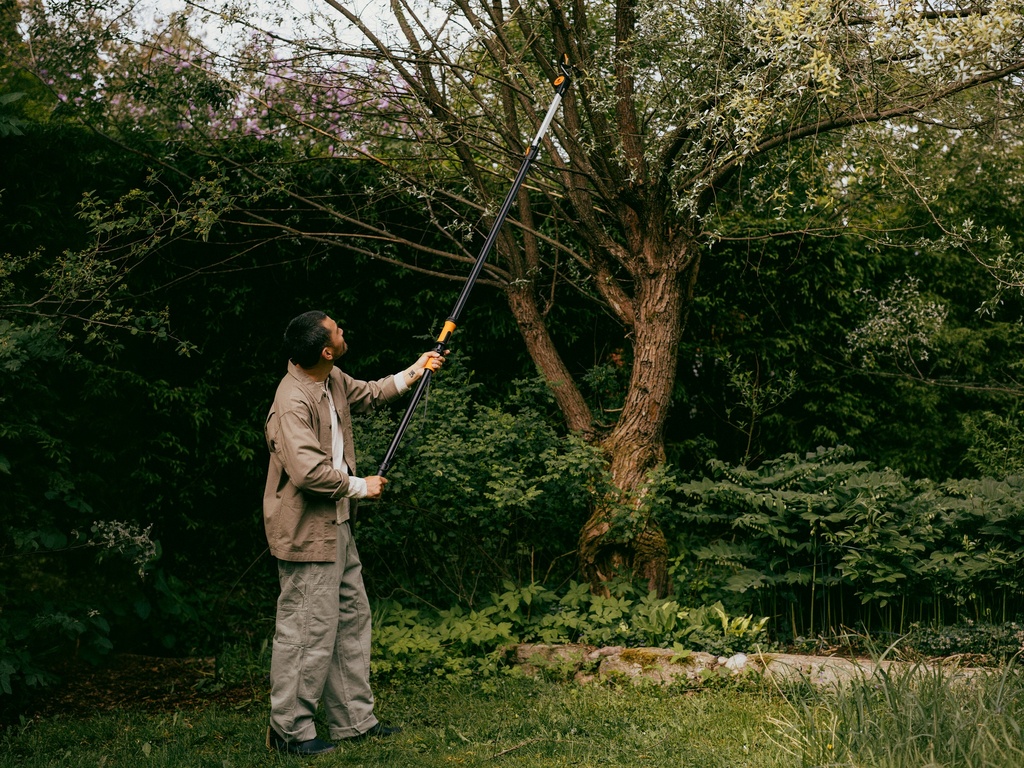 Snoeigiraffe FISKARS DualAction UPX96 telescopisch 240 - 400 cm, snoeihoogte ca. 6,5 m