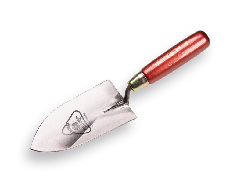 [1030030] Plantschepje JUNG gesmeed met houten handvat 13 cm