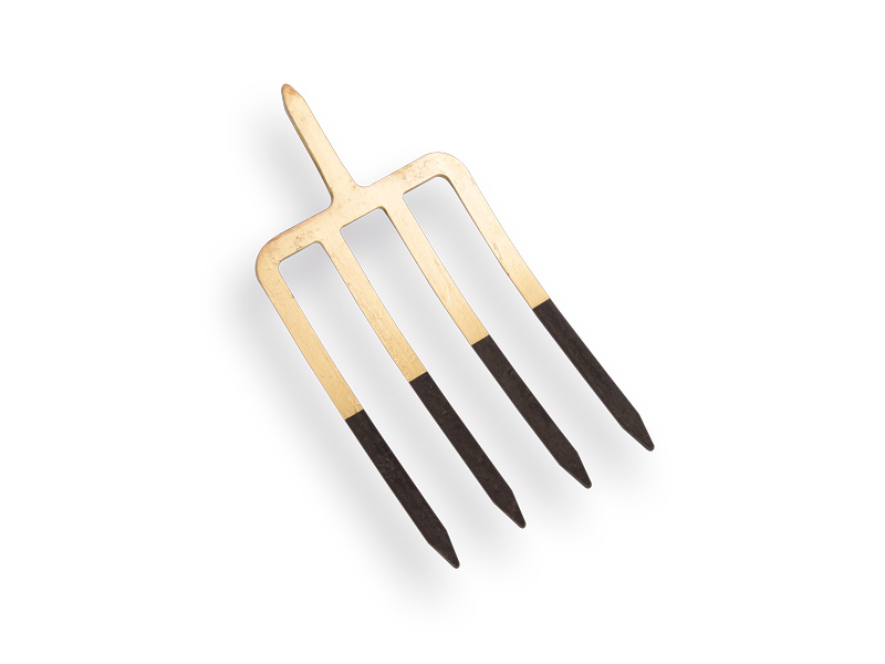 Spitvork OFFNER 4 tands brons, 25 cm met stift