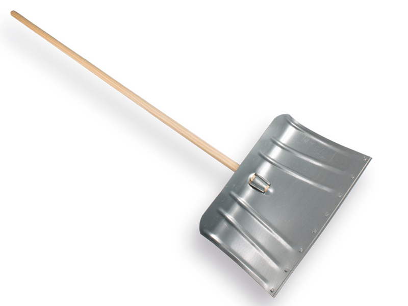 [960500] Sneeuwschuiver staal gebogen 45 x 30 cm, met klembeugel, en houten steel 140 x 2,8 cm