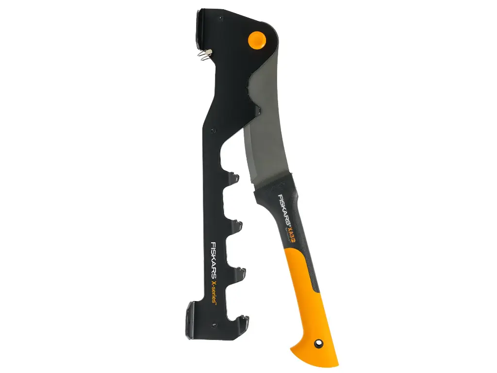 Houtklover FISKARS X-Serie voor wandmontage, inclusief kapmes
