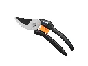 24 x Snoeischaar FISKARS Solid P121 bypass, knipt tot 18 mm, inclusief display